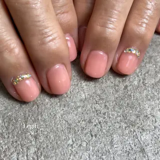ネイル Legit nail salonのネイルデザイン