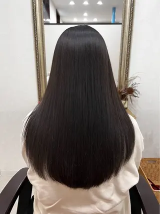 ロング ライナス所属・H RIKAのヘアスタイル