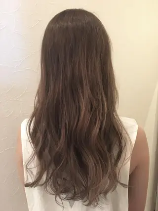 ロング カラー ヘアアレンジ IVY villa Suzu.のヘアスタイル