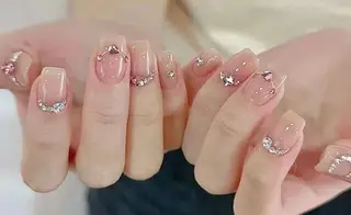 ネイル VIVIAN リサのネイルデザイン