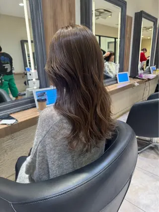 ロング カラー 赤み消しカラー🌱 YUZUKI🫧のヘアスタイル