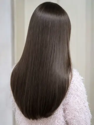 ロング ALLY 原宿のヘアスタイル