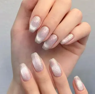 ネイル RAFFINE haru🦋🩵のネイルデザイン