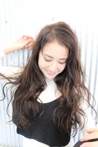 ロング カラー LoRE hair 四条河原町 西尾友里のヘアスタイル