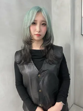 カラー エフェクトブリーチ /ウルフ/クワさんのヘアスタイル