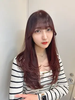 ロング カラー shion 透明感カラーのヘアスタイル