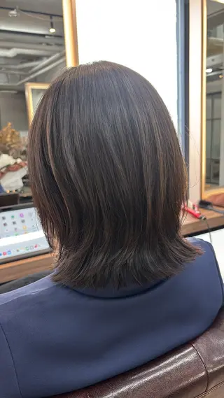 ショート レイヤー✂︎ぷつボブ 艶カラー🤍noaのヘアスタイル
