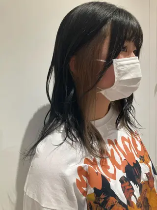 セミロング カラー 透明感カラー🫧 nanohaのヘアスタイル