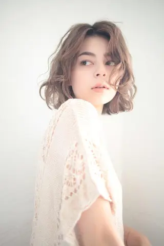 ミディアム パーマ 小田川 竜也のヘアスタイル