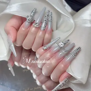 ネイル M🌷nail 長さだし専門店のネイルデザイン