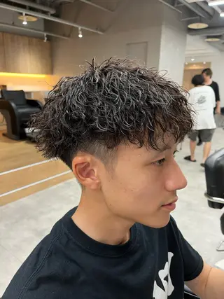 ショート パーマ メンズ 波巻きスパイラル🌀 新潟/万代/山下優のヘアスタイル