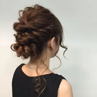 ヘアアレンジ みやもと まなみのヘアスタイル