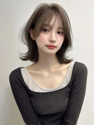ミディアム カラー 林 朱里のヘアスタイル
