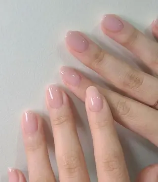 ネイル RAFFINE haru🦋🩵のネイルデザイン