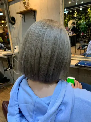 ショート カラー 安達 俊亮のヘアスタイル