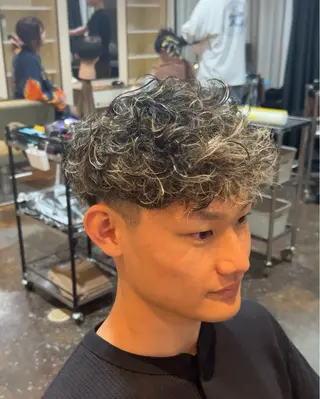 パーマ メンズ 漢眉毛/メンズパーマ /メッシュ/ヒロヤのヘアスタイル