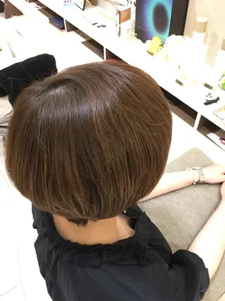 ショート カラー 本間 隼人のヘアスタイル