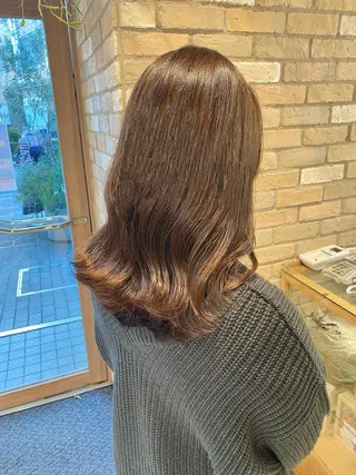 セミロング カラー ワンカールで盛れる レイヤー🎀Macoのヘアスタイル