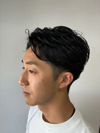 ショート パーマ メンズ 伊藤 那月のヘアスタイル
