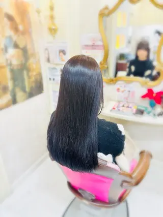 ロング 菅沼 美咲のヘアスタイル