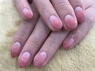 ネイル 中川 愛理のネイルデザイン