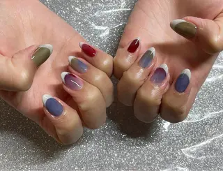 ネイル VIERU 🌈🎀💖のネイルデザイン