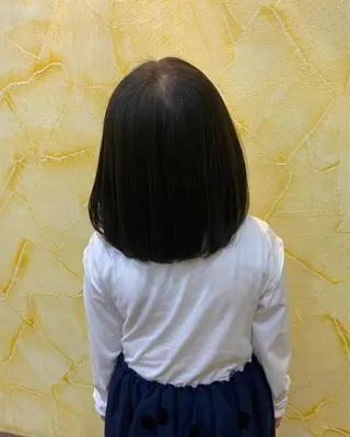ミディアム 山田 友香莉のヘアスタイル