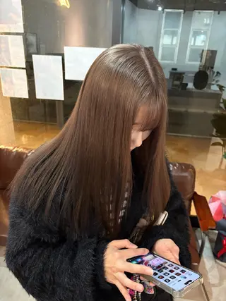 カラー Chill所属・艶カラー / あおいのヘアスタイル