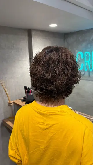セミロング パーマ メンズ 高橋 周のヘアスタイル