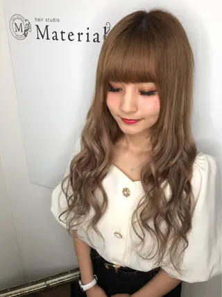 ロング Wakita Masakiのヘアスタイル