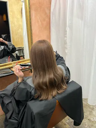 ミディアム ともざねゆか UniQ/岡山駅のヘアスタイル