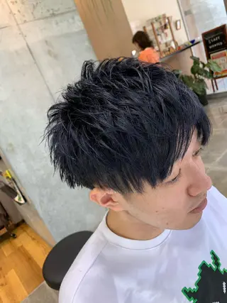 ショート カラー メンズ 天野 開のヘアスタイル