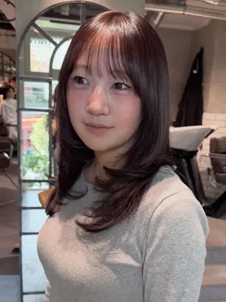 セミロング カラー RorriM natsuのヘアスタイル