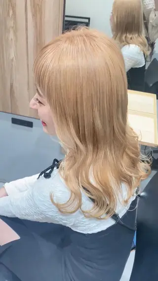 ロング カラー ヘアアレンジ Hatanaka Airiのヘアスタイル