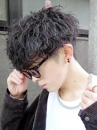 パーマ パーマ特別価格🔥 宇宙のヘアスタイル