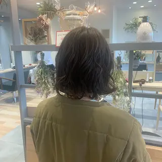 カラー mu ku.のヘアスタイル