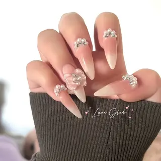 ネイル Luna Gladeのネイルデザイン