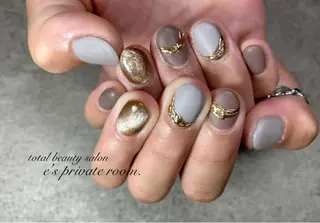 ネイル LAVISH nail salonのネイルデザイン