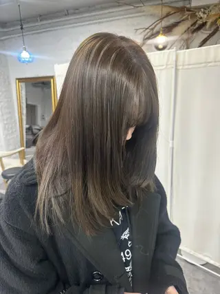 ミディアム 笹江 瑞穂のヘアスタイル