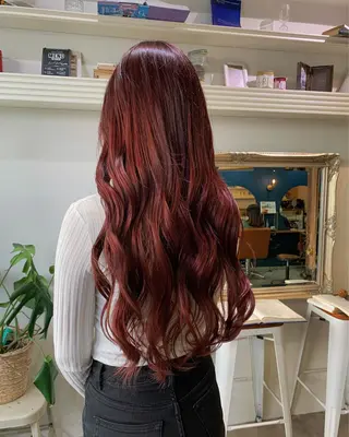 ロング カラー ヘアアレンジ 山口 樹里のヘアスタイル