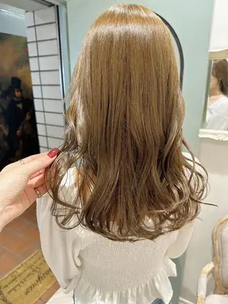 ロング カラー 女性のための美容師/ 下北沢/ヨシダモモカのヘアスタイル