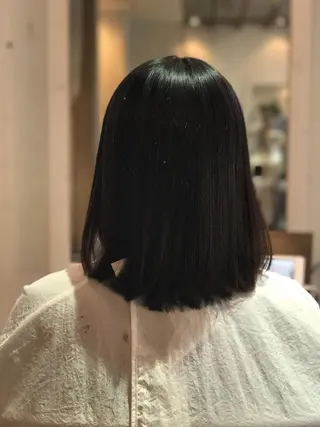 ミディアム 長尾 桃佳のヘアスタイル