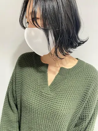 ミディアム カラー 小谷野 真優のヘアスタイル