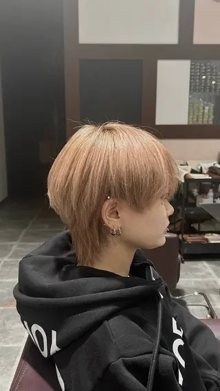 ミディアム メンズ La bless なんばスカイオ所属・韓国レイヤー/顔周り カット/Takunaのヘアスタイル