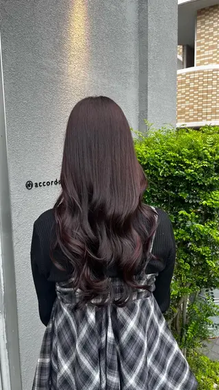 ロング カラー 坂下 かのんのヘアスタイル