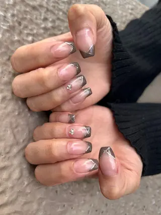 ネイル ✴︎ Delightのネイルデザイン