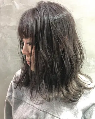 ミディアム カラー 北間 寛哉のヘアスタイル