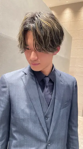 カラー メンズ 韓国メンズヘア　ミル クティボブ　足立佳代のヘアスタイル