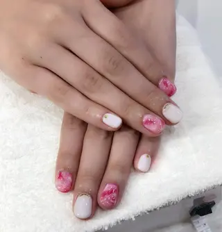 ネイル 遊津 美来のネイルデザイン