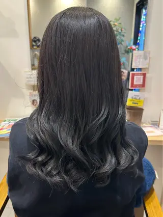 セミロング Truth上谷綾子/ 名古屋市北区/黒川駅のヘアスタイル